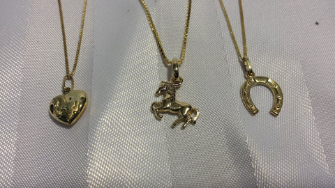 Hiro Gold Necklace - Gold heart