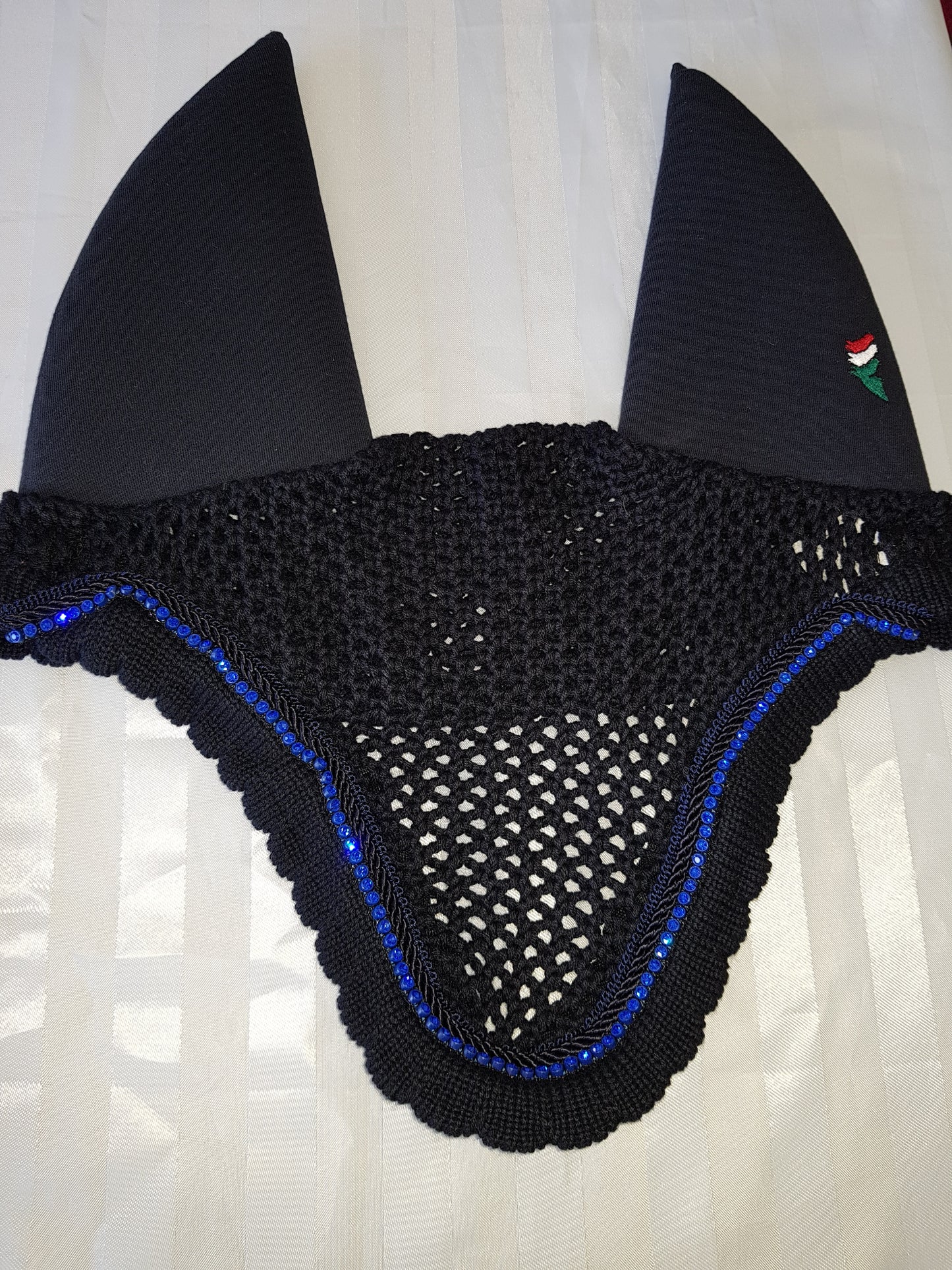 Equiline Soundless Earnets With Trim and Bling