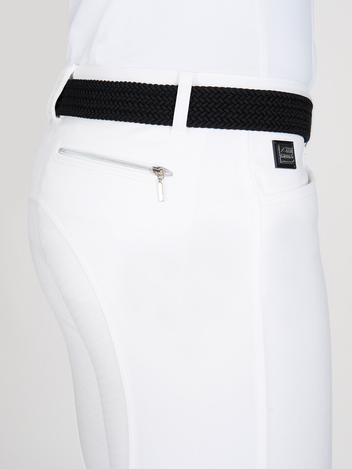 Equiline Walnut Mens X-Grip Full Seat IT 52 - White