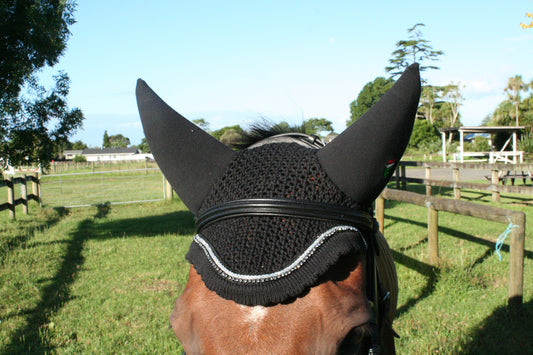 Equiline Soundless Earnets With Trim and Bling