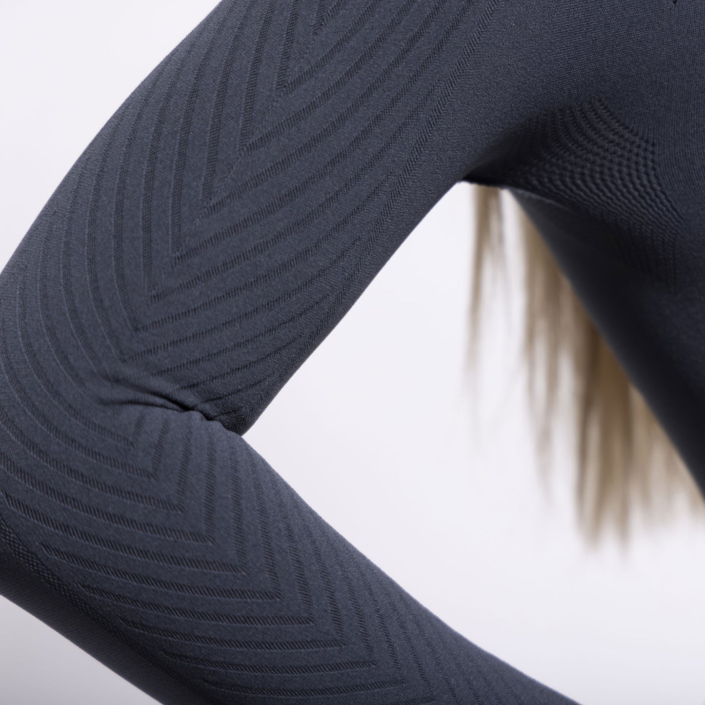 Samshield Alicia Seamless Turtle Neck Womens Top